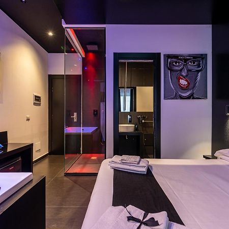 Maximum Hub Suite&Spa Palermo Exterior foto