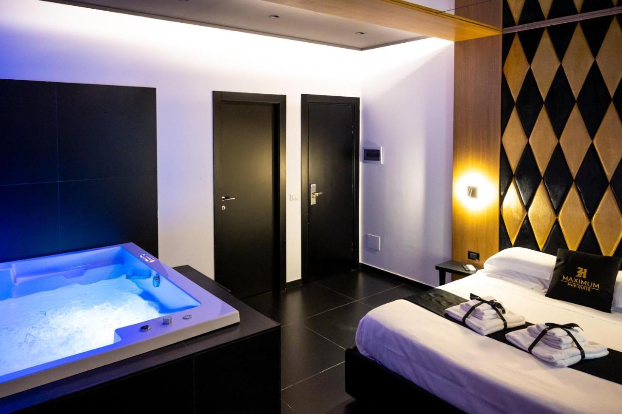 Maximum Hub Suite&Spa Palermo Exterior foto