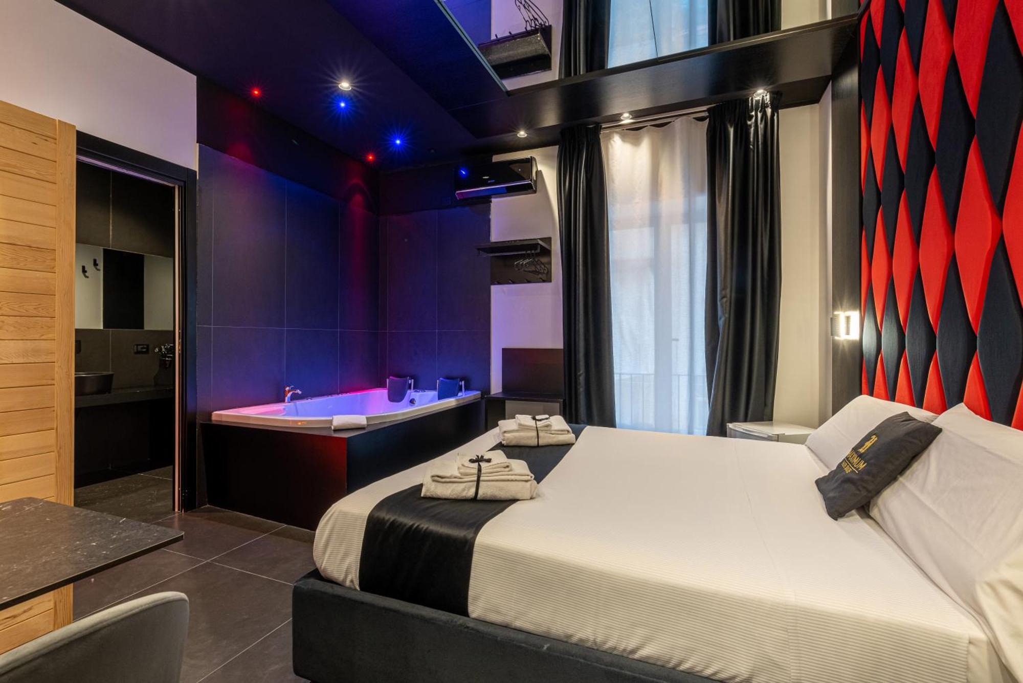 Maximum Hub Suite&Spa Palermo Exterior foto